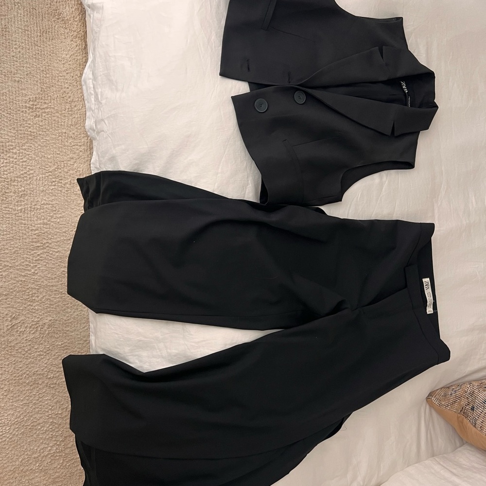 Zara Black Pantsuit Set for Women